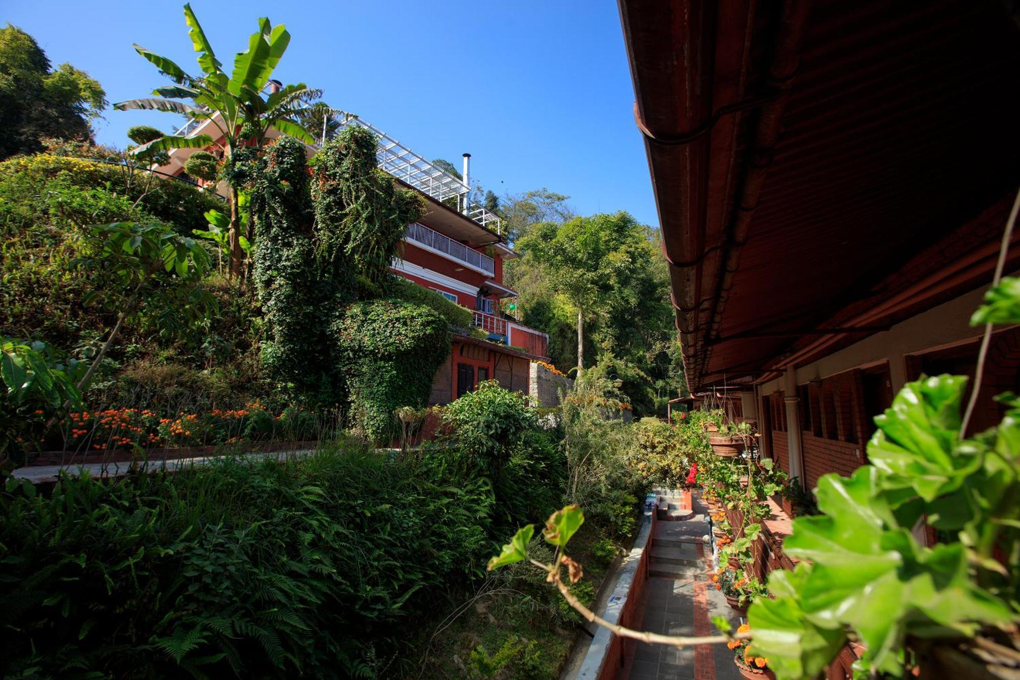 Dhulikhel Lodge Resort Bagian luar foto